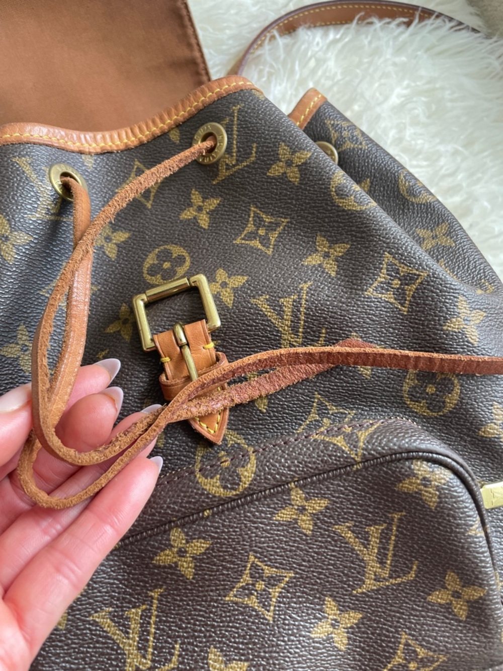 Louis Vuitton MM backpack - Picture 14 of 17